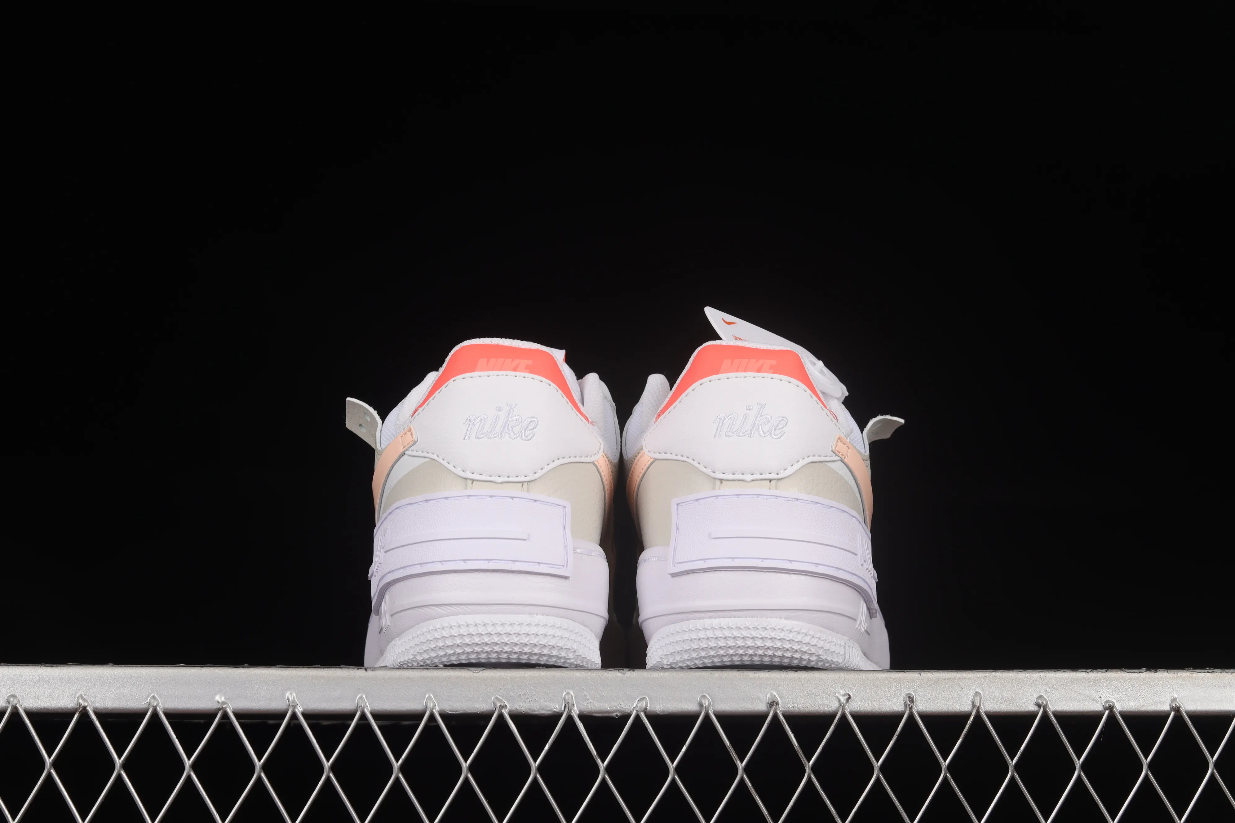 All Categories Nk Air Force 1 Air Force Series Nk Air Force 1 Shadow Air Force Lightweight Increase Nk Air Force 1 Shadow Air Force One Lightweight Increase Low-top Versatile Sneakers DH3896-100